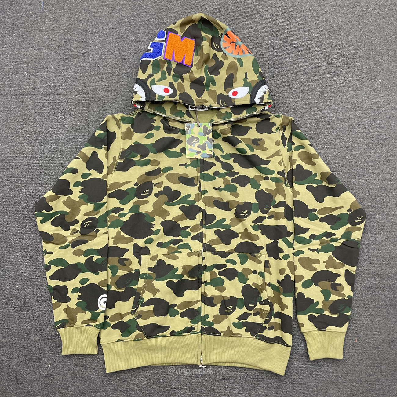 Bape Ladies 1st Camo Boa Shark Hoodie Green (4) - newkick.cc